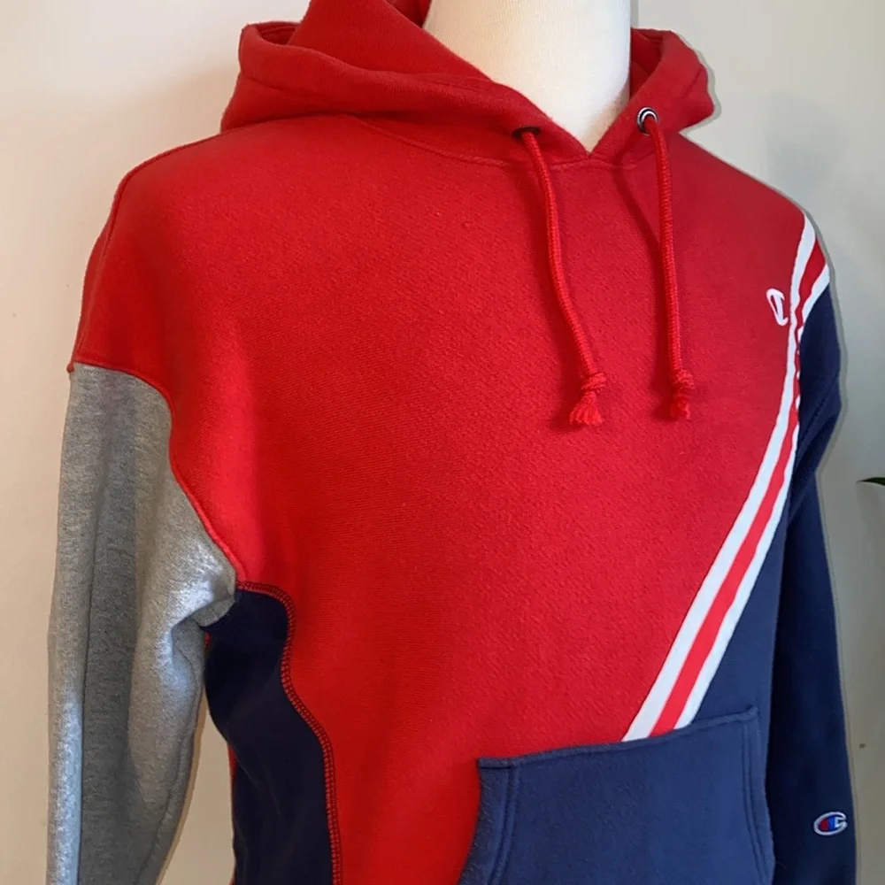 Vintage 90’s Champion Red White & Blue Reverse Weave Hoodie Size Small